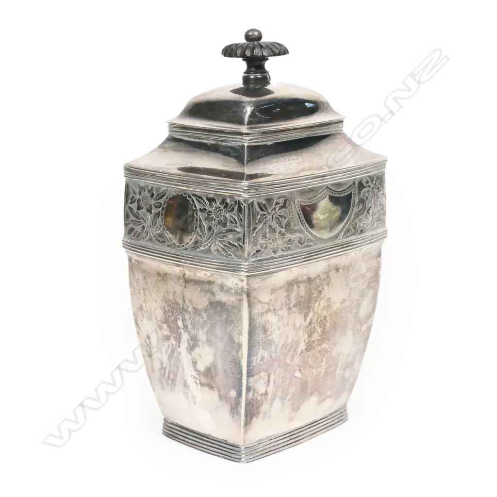 A 19th Danish silver tea caddy, Image 1++