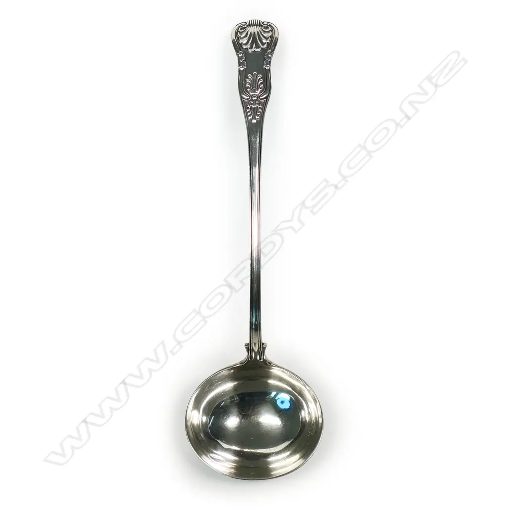 A heavy William IV silver soup ladle, Image 1++