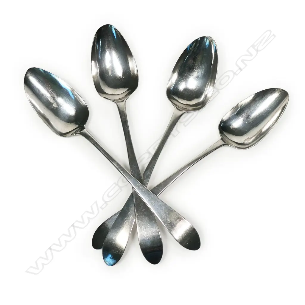 Four mid 18thC George III Irish silver tablespoons, Image 1++