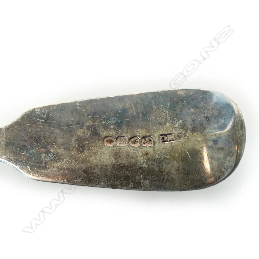 Two antique silver fiddle pattern serving implements, Image 1++