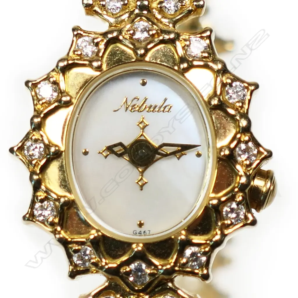 A vintage Nebula 18ct yellow gold and diamond wristwatch, Image 1++