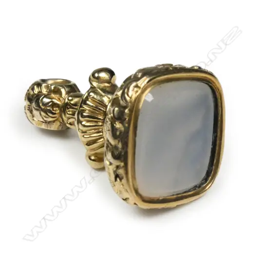 A 19thC 15ct yellow gold decorative fob seal,