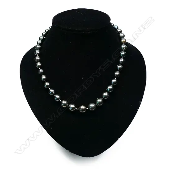 A cultured black Tahitian pearl necklace,