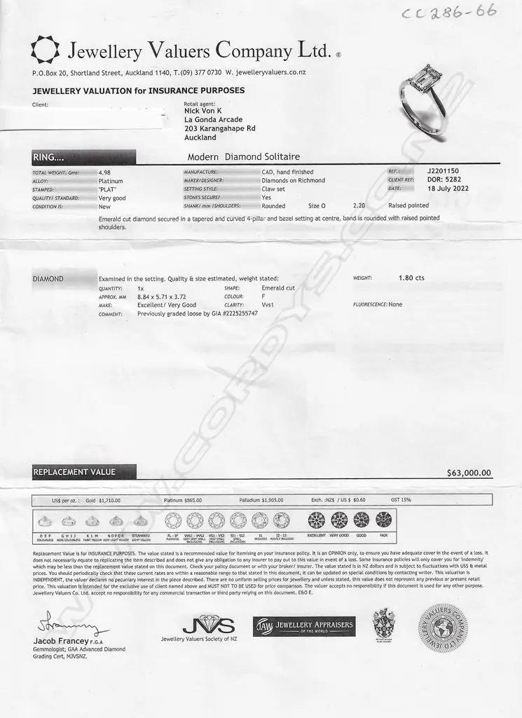 A platinum and diamond solitaire ring, Image 1++