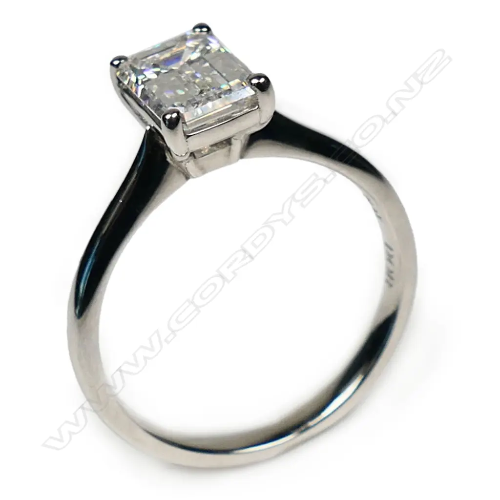 A platinum and diamond solitaire ring, Image 1++