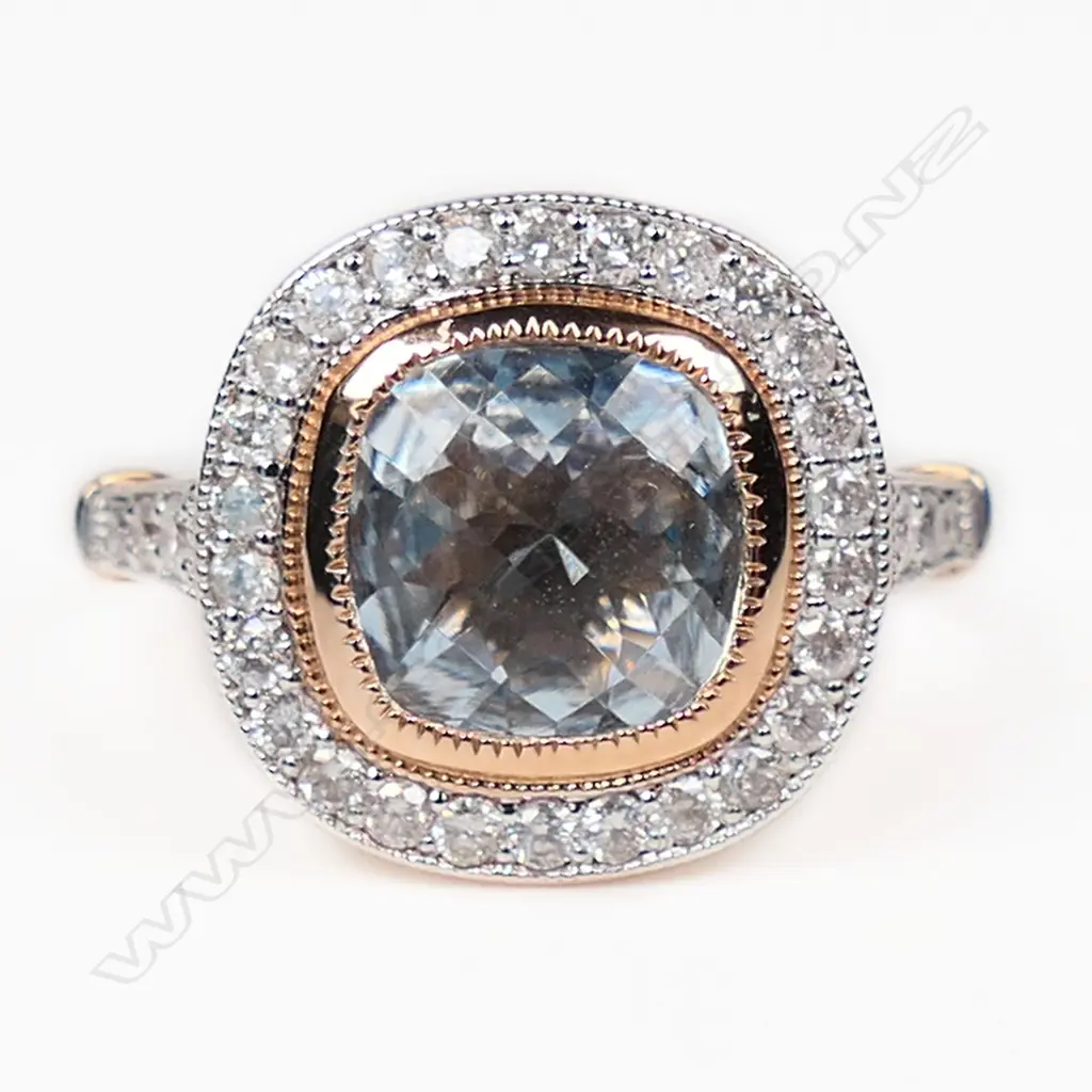 A 14ct gold aquamarine and diamond antique style ring, Image 1++