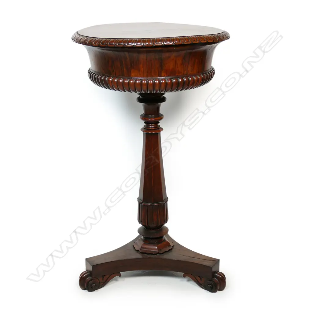 A rare telescopic lidded William IV rosewood circular teapoy, Image 1++