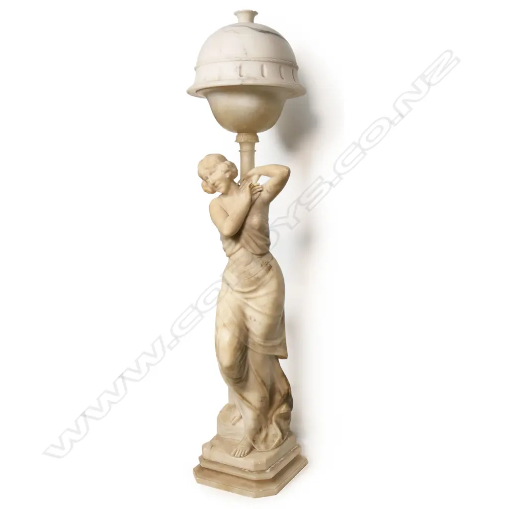An early 1900s marble lamp, Image 1++