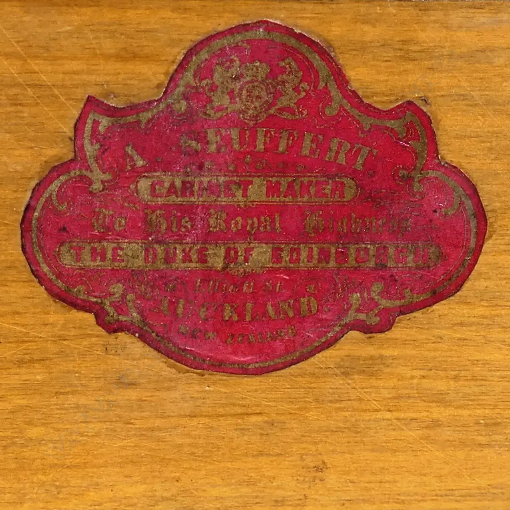 A New Zealand native timber handkerchief box by Anton Seuffert, Image 1++