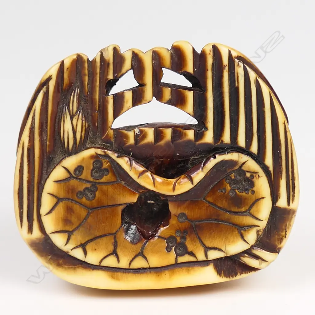 A 19thC ivory netsuke of a Mokugyo, Image 1++