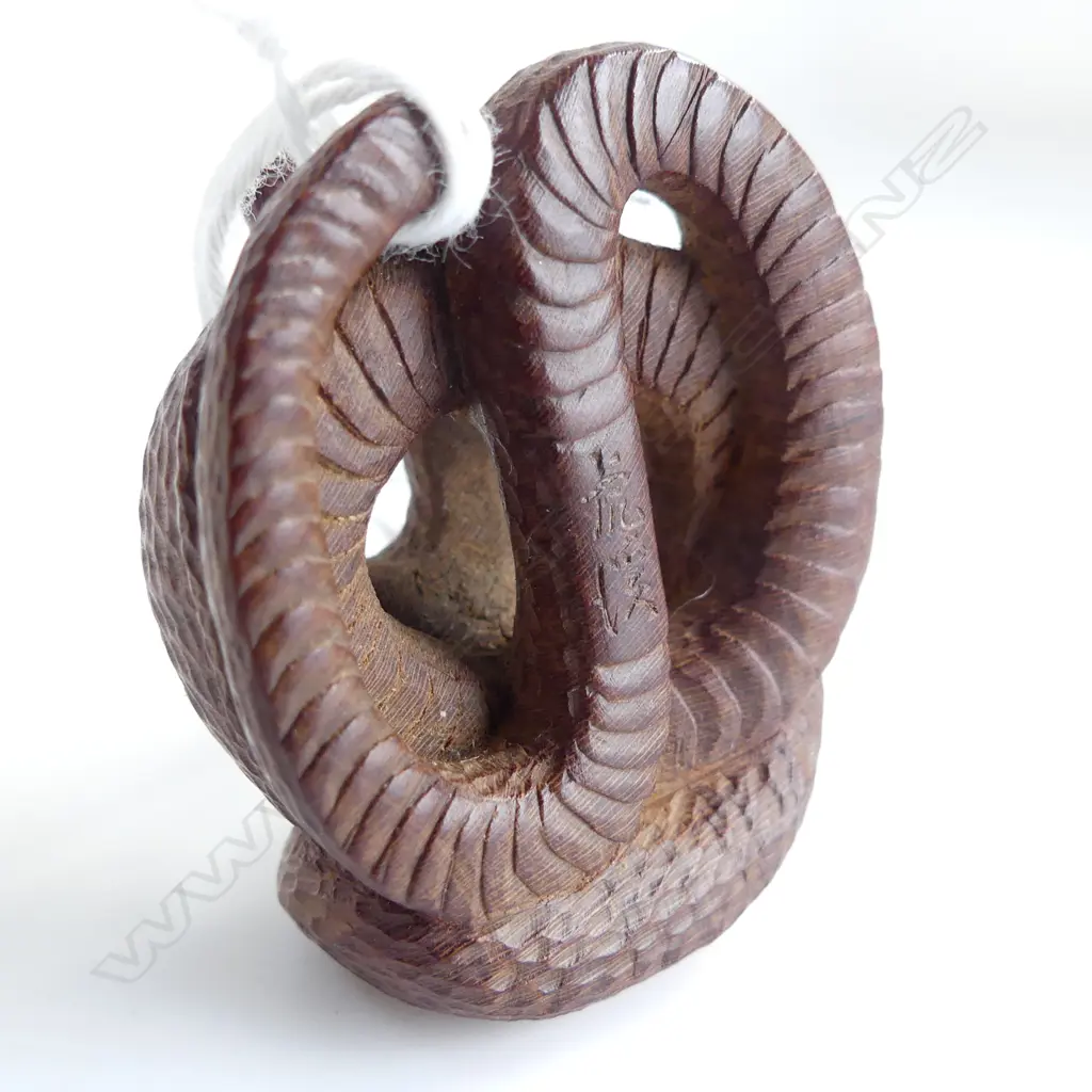 A 19thC wood netsuke study of a snake, Image 1++