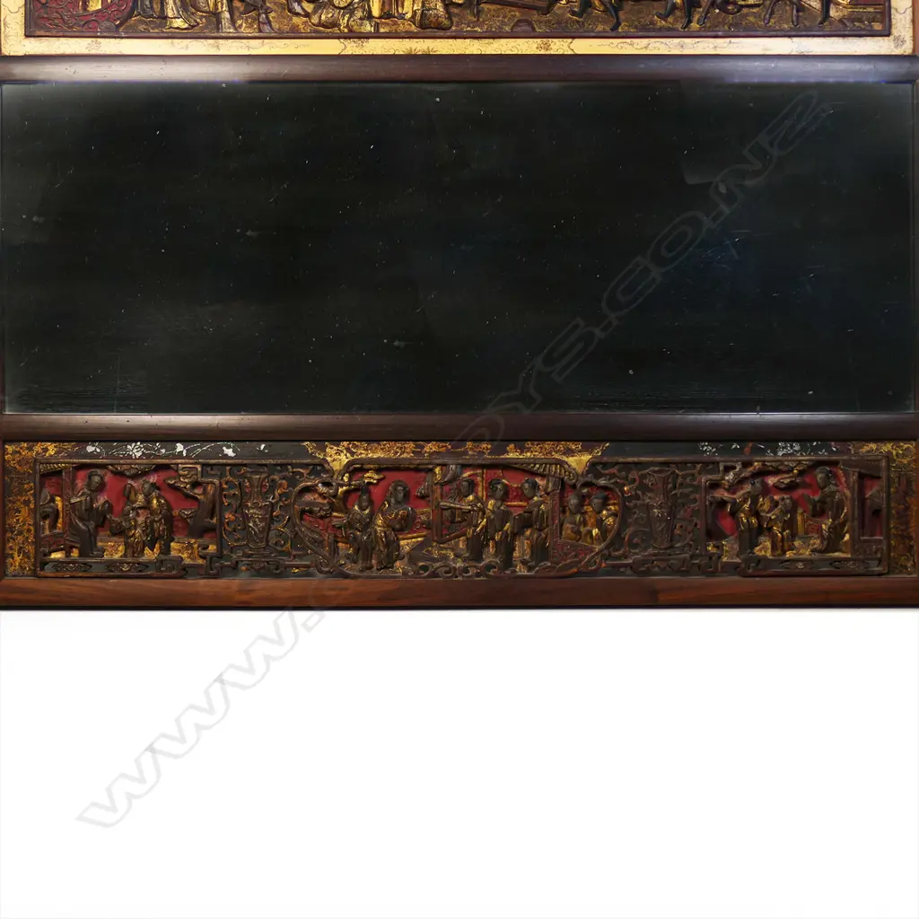 An old Chinese red lacquered carved and gilded framed mirror, Image 1++