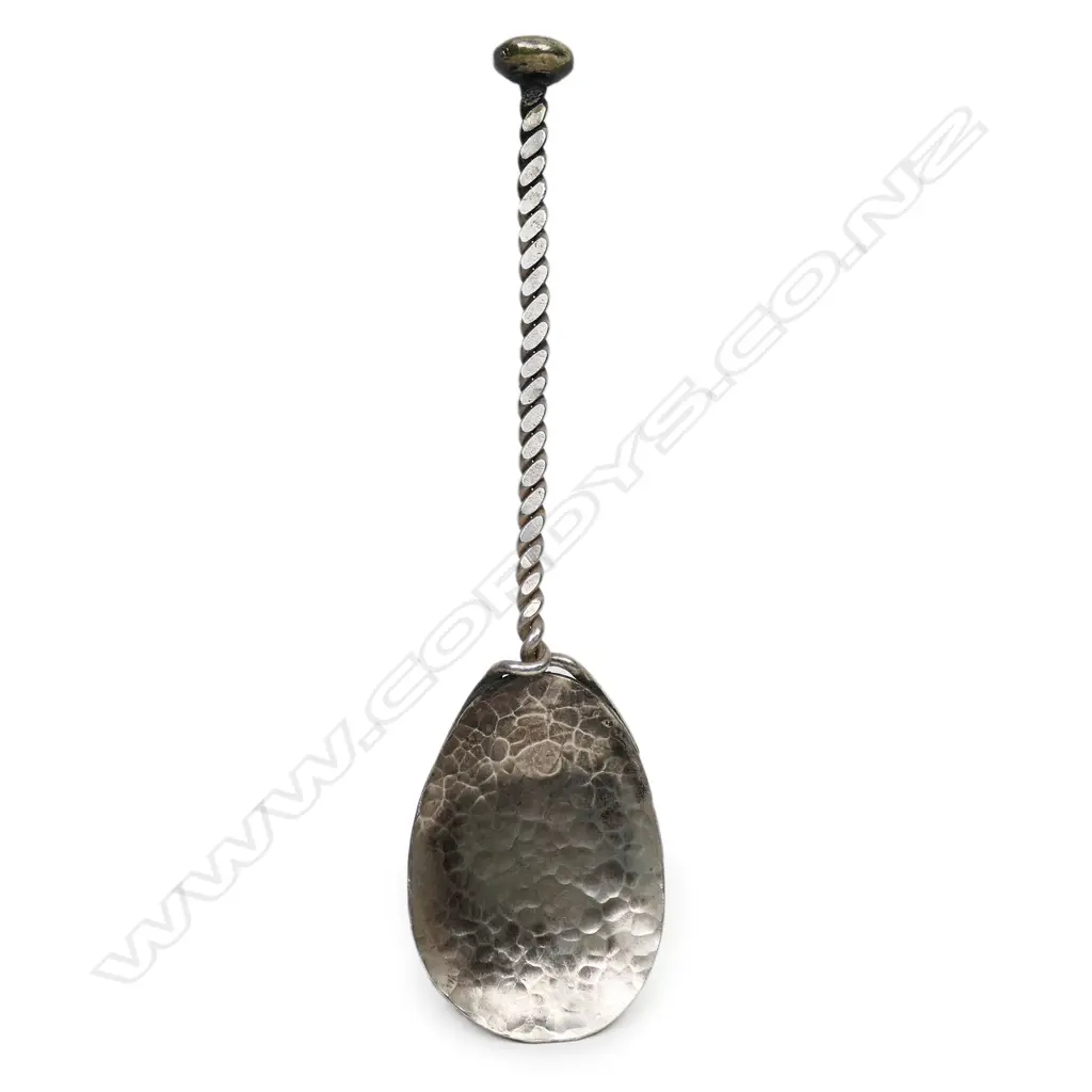 An Edith Morris silver Arts and Crafts spoon, Image 1++