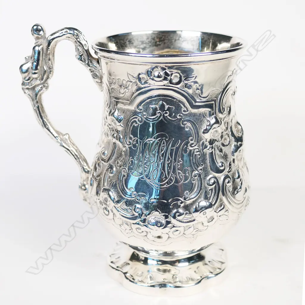 Victorian silver mug, Image 1++