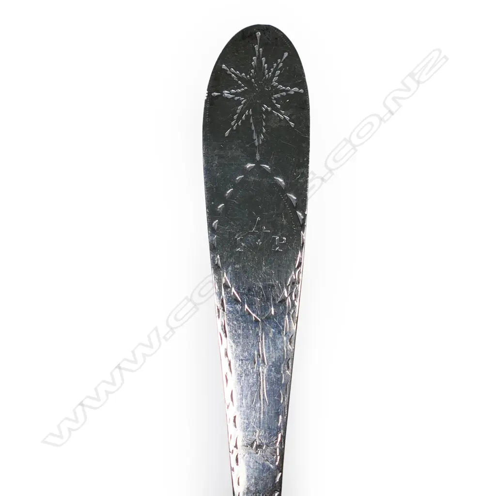 Three George III Irish silver tablespoons, Image 1++