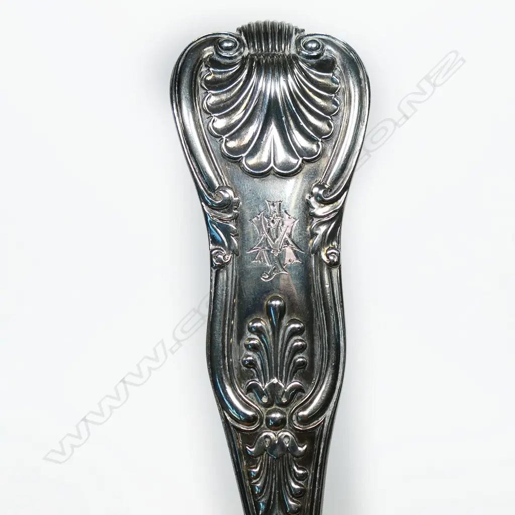 William IV silver King's pattern pie spoon, Image 1++