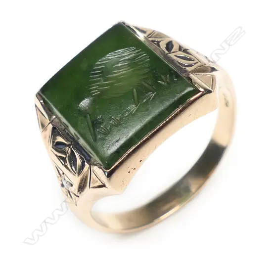 A vintage 9ct rose gold, pounamu and diamond ring,