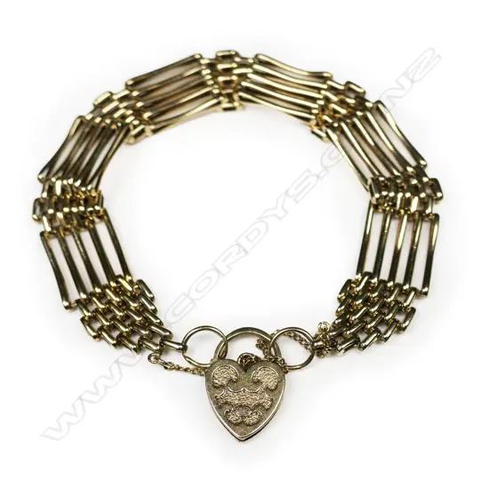 A 9ct gold gate bracelet,