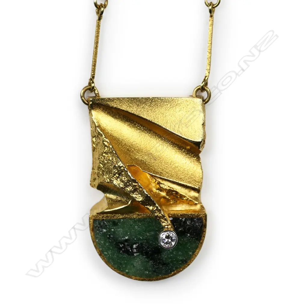 An 18ct gold Lapponia retro pendant and chain, Image 1++