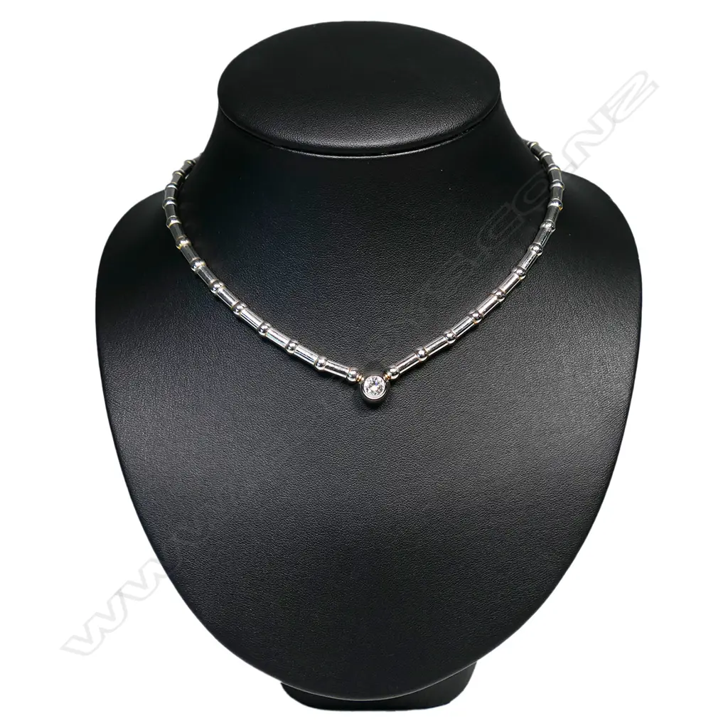An impressive Chopard 18ct gold rhodium plated and diamond cliquet necklace, Image 1++