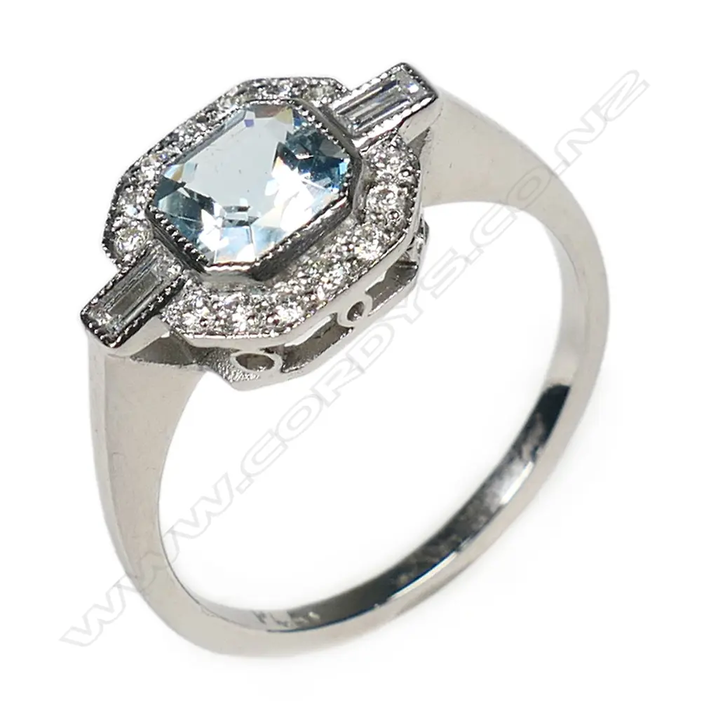 An 18ct white and yellow gold aquamarine and diamond Art Deco style ring, Image 1++
