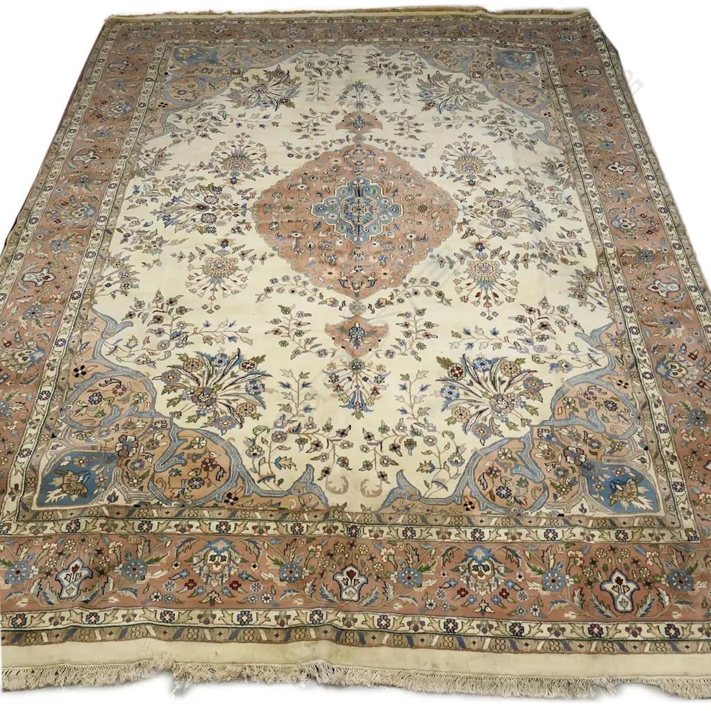 A large Iranian Tabriz wool on cotton carpet, Image 1++