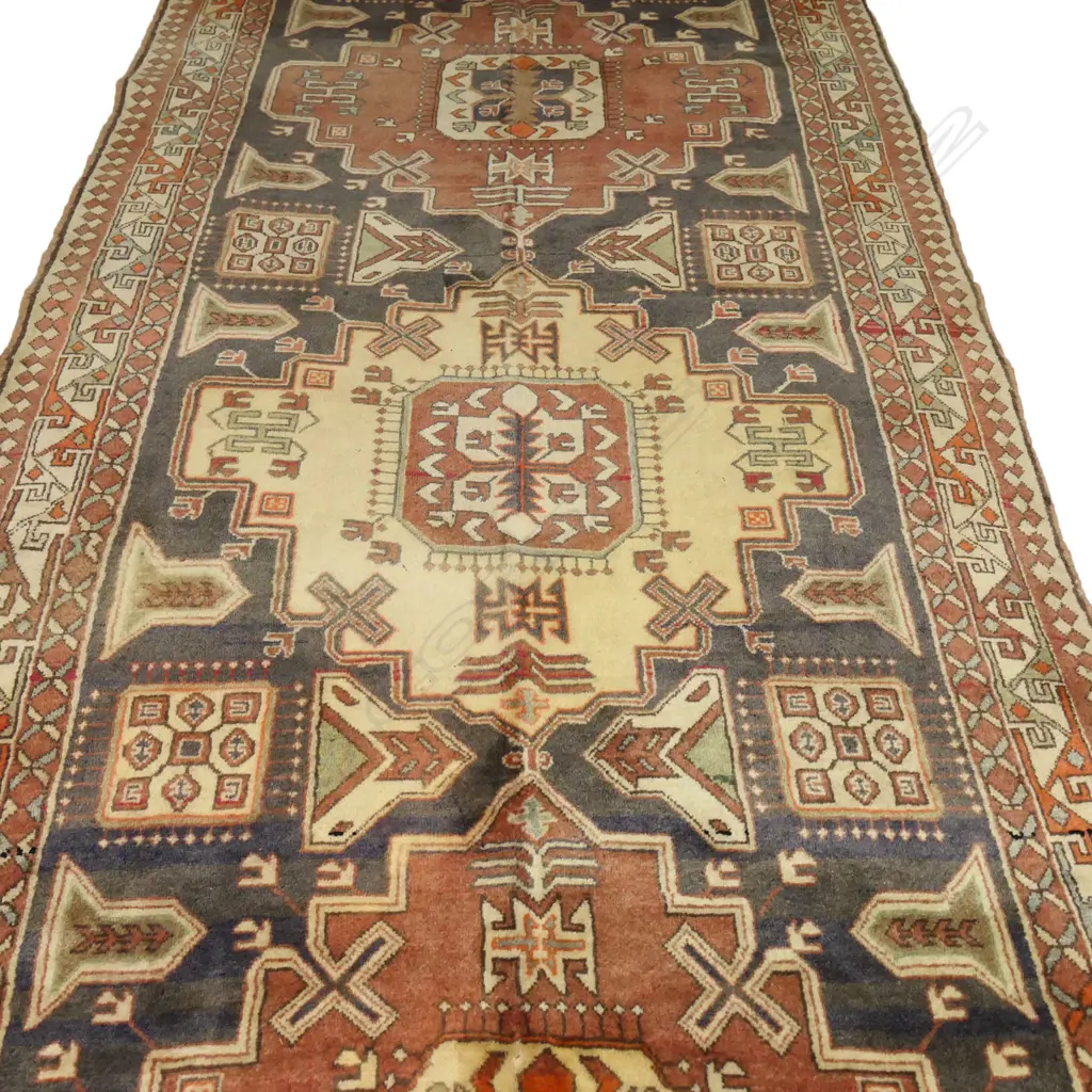 An Iranian Hamadan runner, Image 1++