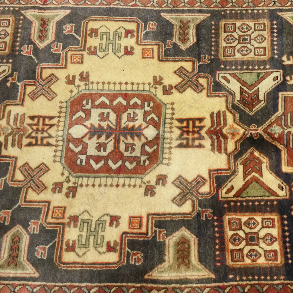 An Iranian Hamadan runner, Image 1++