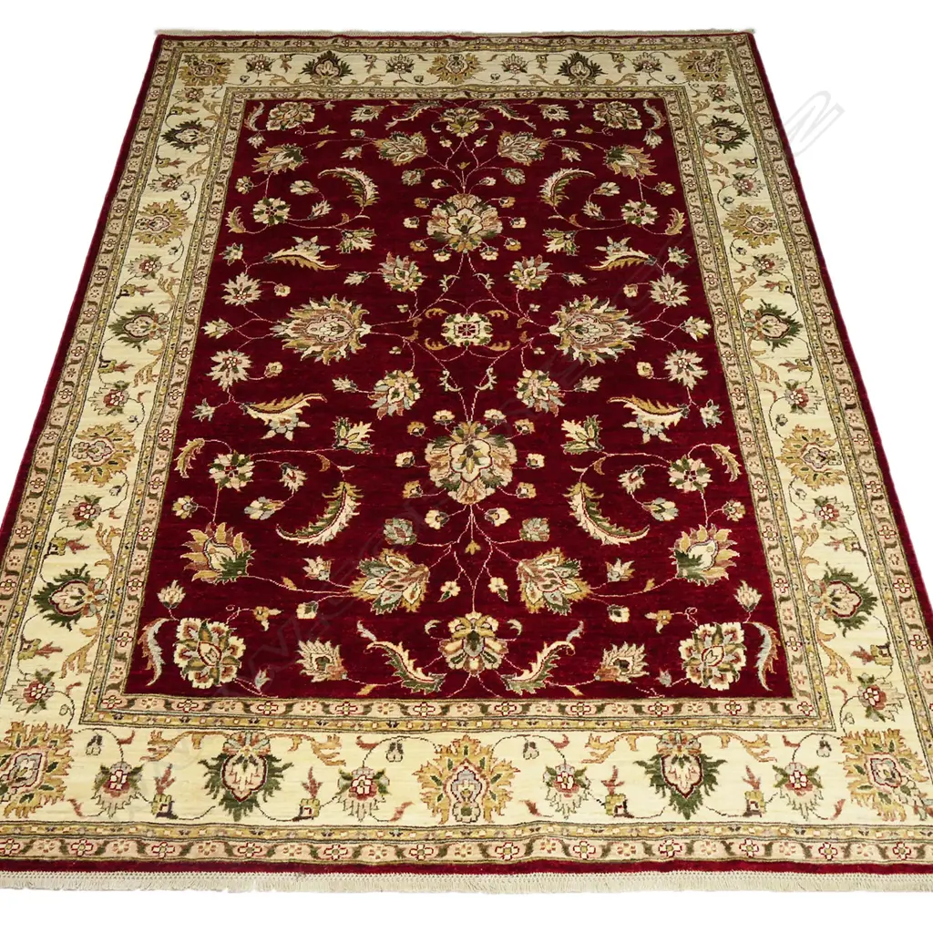 A large Chobi hand-knotted carpet, Image 1++