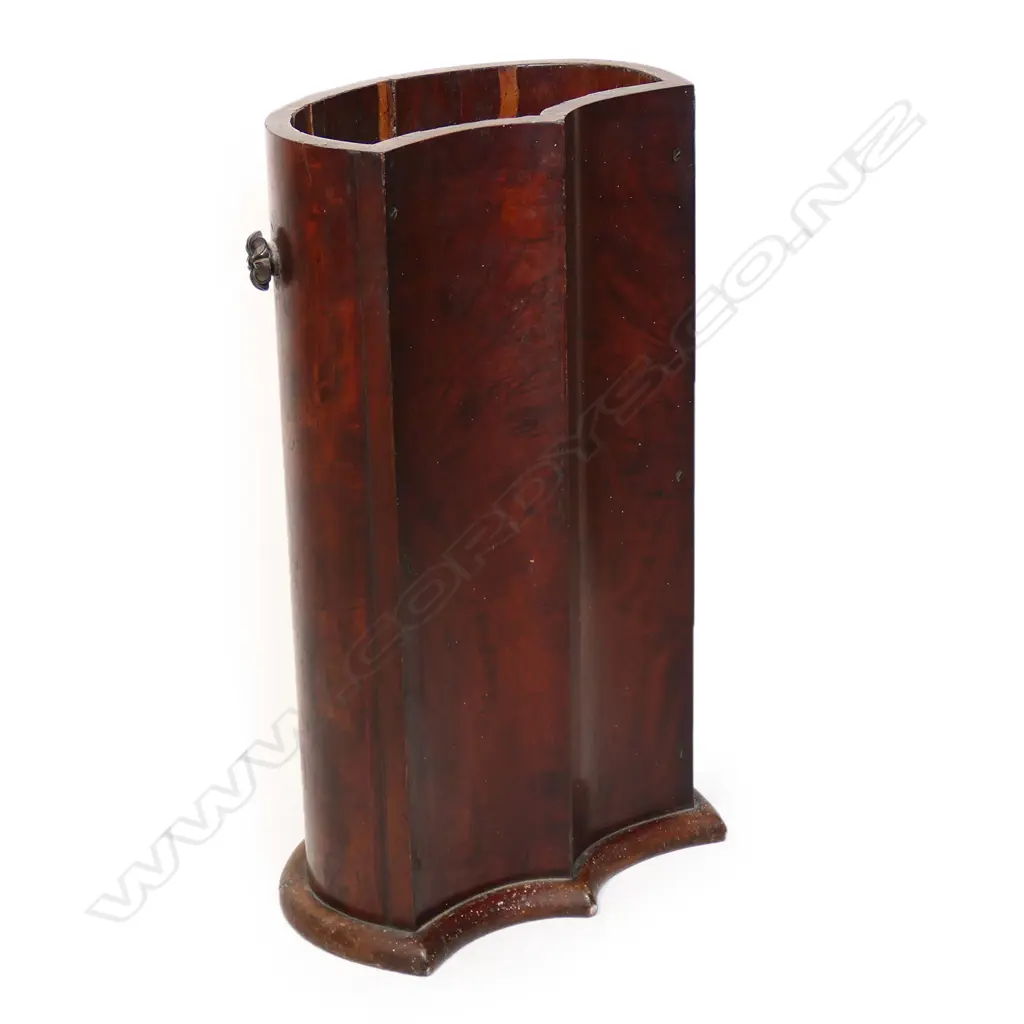 A Victorian flame mahogany stick stand, Image 1++