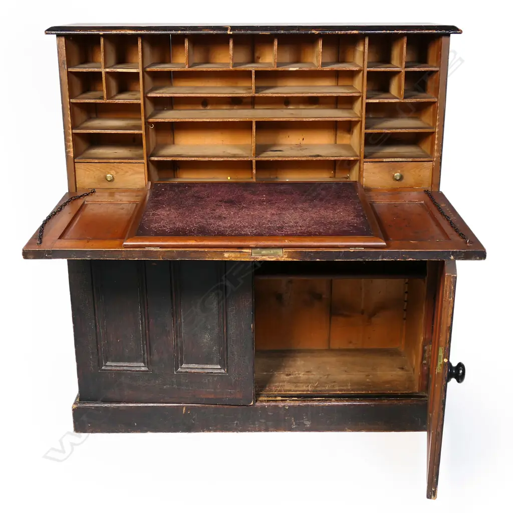 An unusual late Georgian/Victorian desk, Image 1++