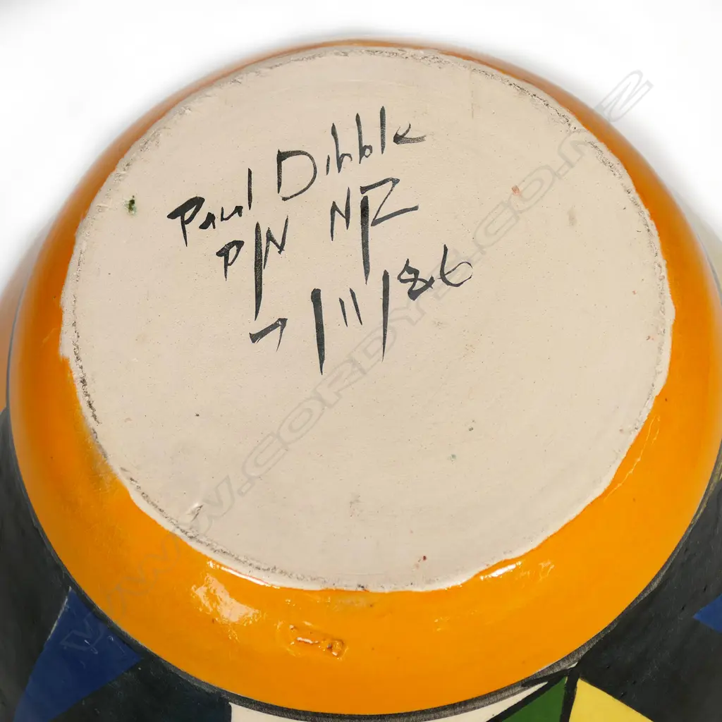 A large Paul and Patricia Dibble pot, Image 1++