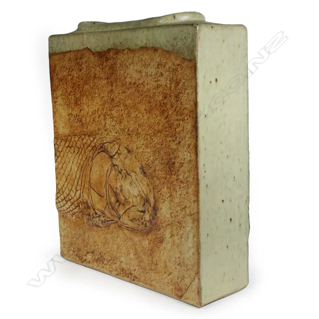 A Keith Blight pottery 'Fossil' slab vase, Image 1++