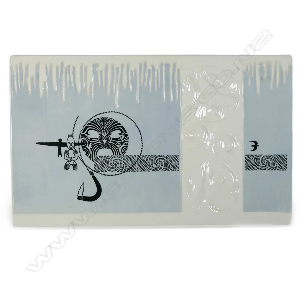 A Crown Lynn Expo '70 platter, Image 1++