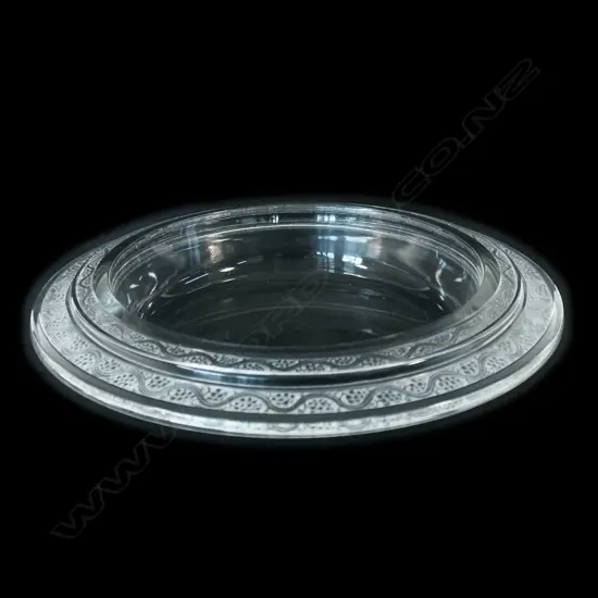 A vintage Lalique float bowl,