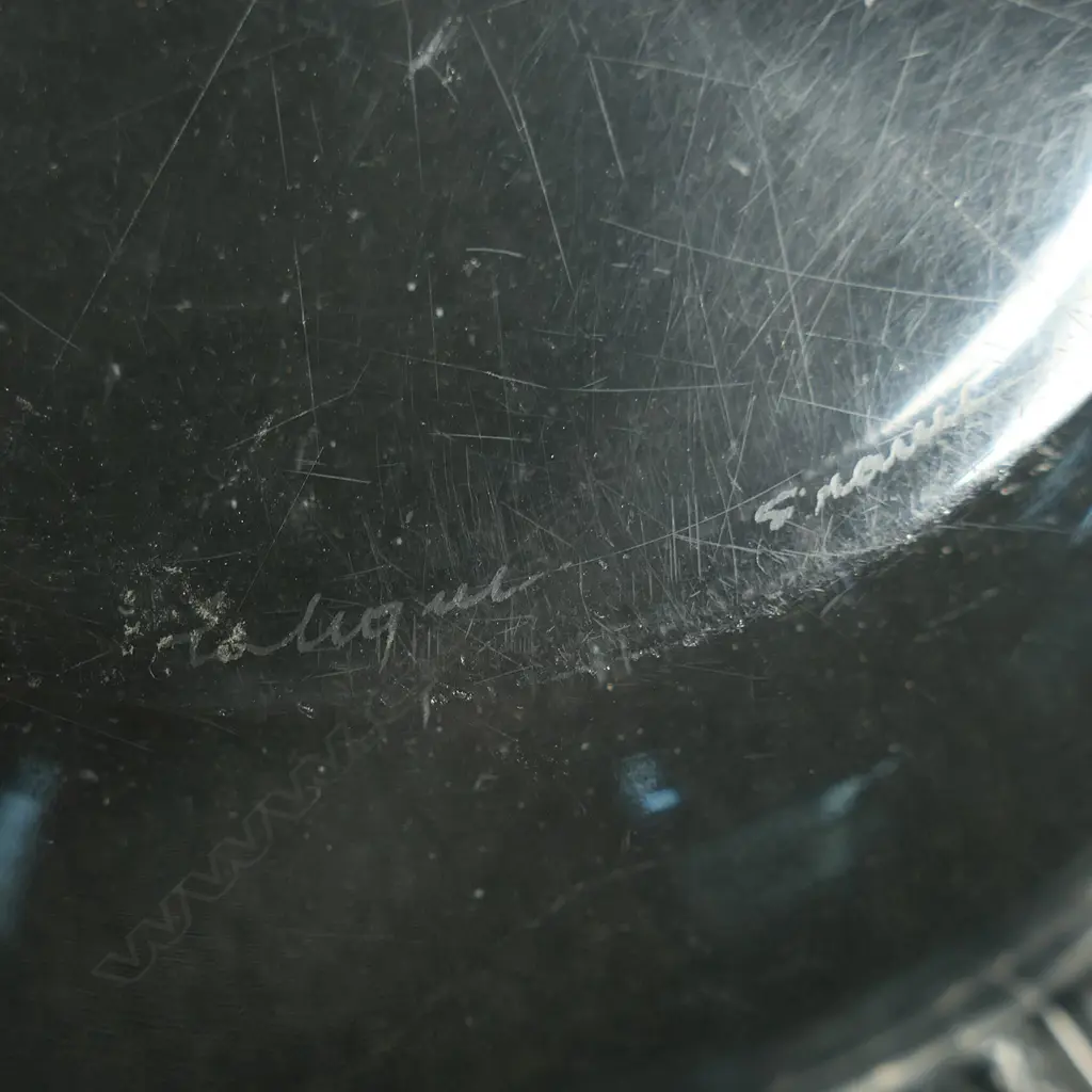 A Lalique bowl, Image 1++