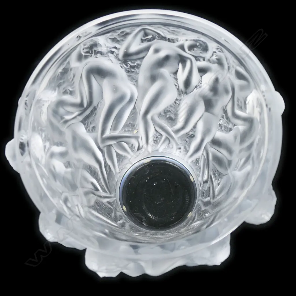 A late 20thC Lalique vase, Image 1++