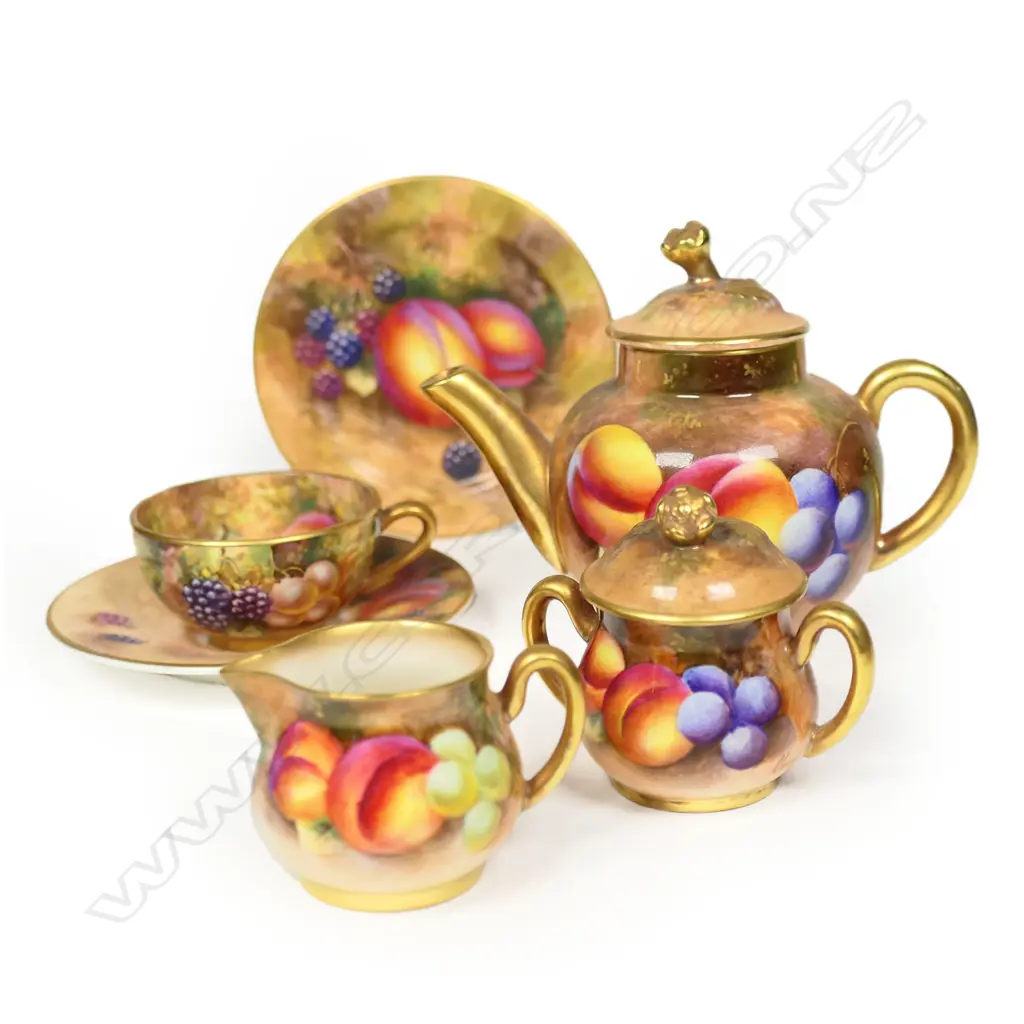A Royal Worcester fruit painted miniature tea service, Image 1++