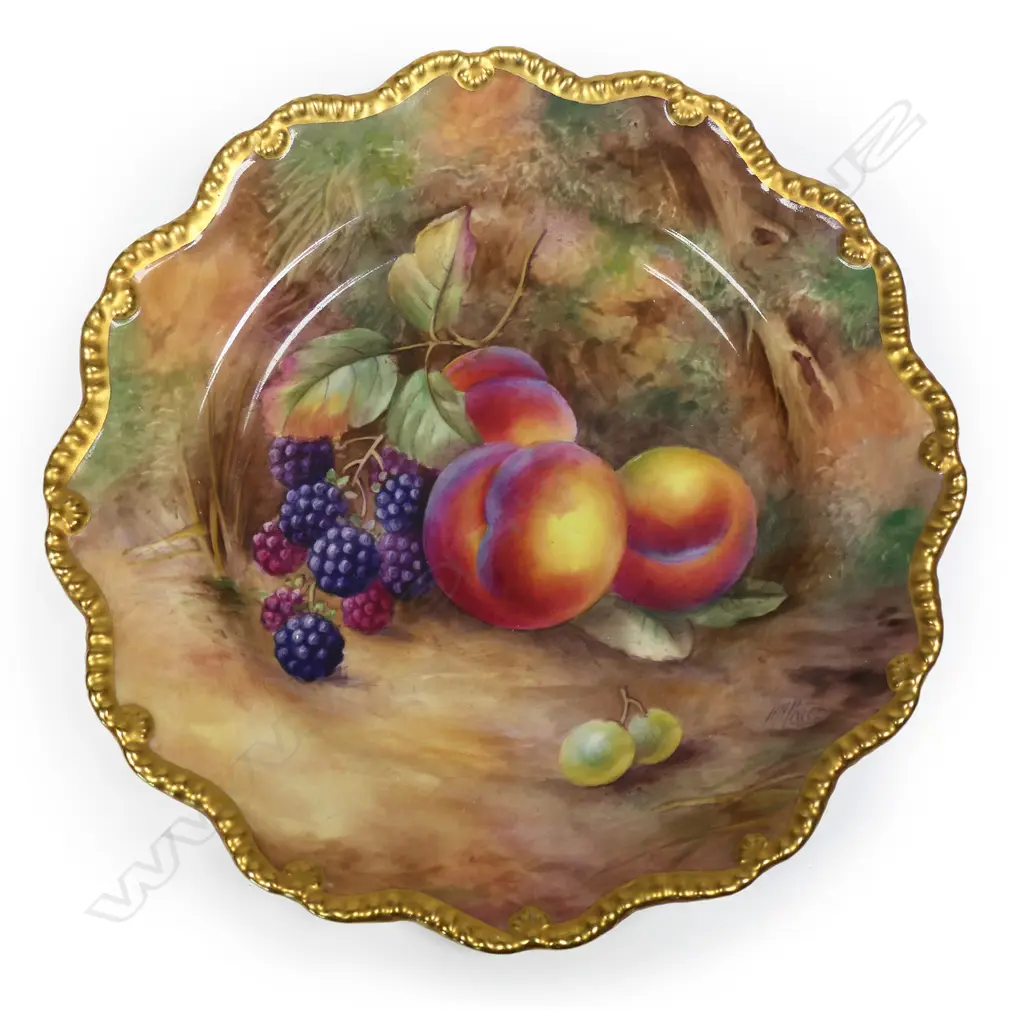 A c.1950 Royal Worcester fruit hand painted plate, Image 1++