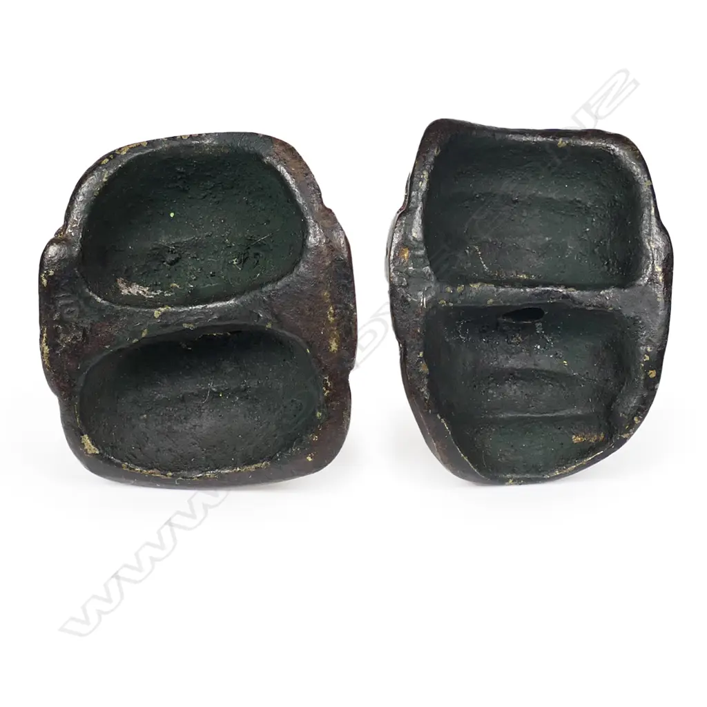 Two old cast iron netsuke as Noh masks, Image 1++