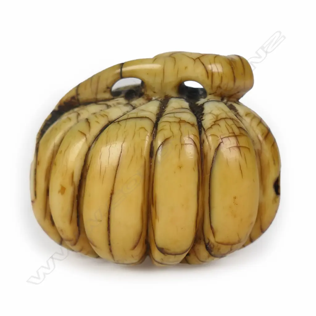 A c.1800 carved ivory netsuke study of a pumpkin, Image 1++