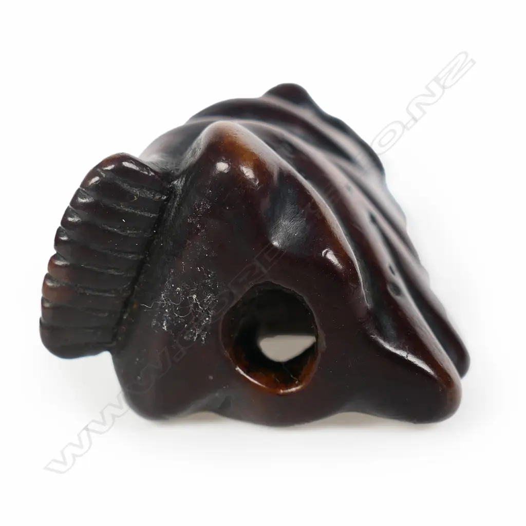 An early 19thC dark wood carved netsuke study of a monkey, Image 1++