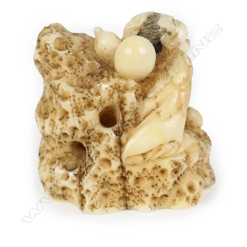 A Meiji carved walrus netsuke study of a mountain Sennin, Image 1++