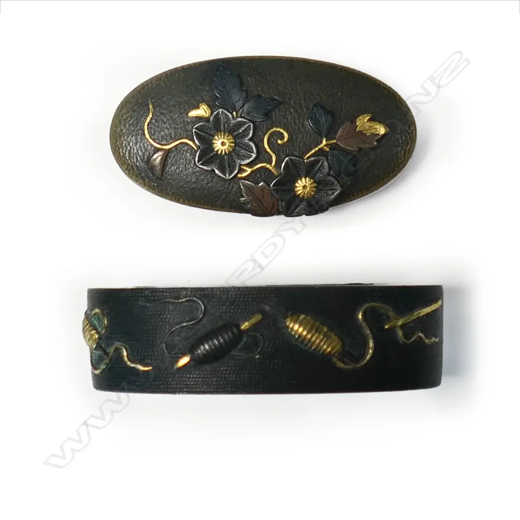 An 18th/19thC Edo period cased Japanese fuchi and kashira, Image 1++