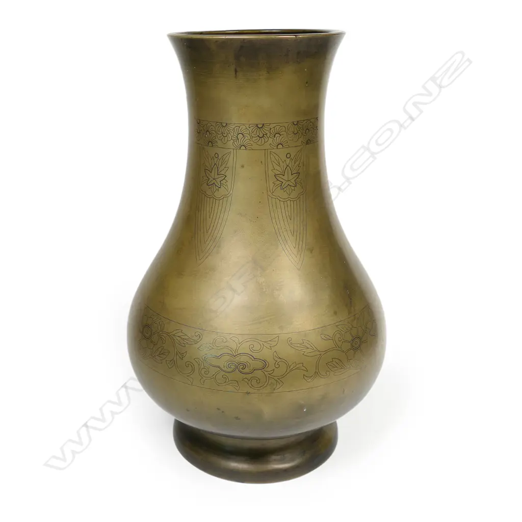 A good Chinese bronze vase, Image 1++