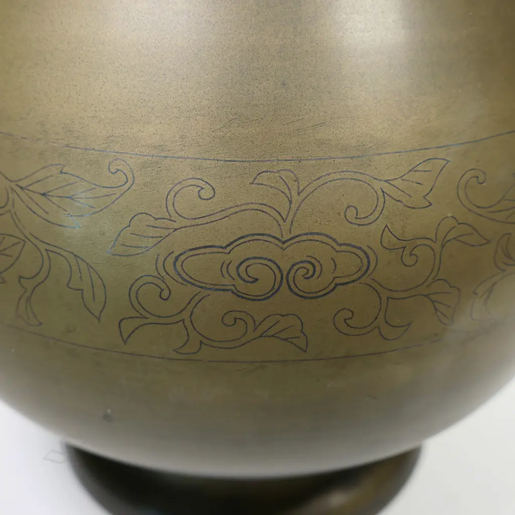 A good Chinese bronze vase, Image 1++