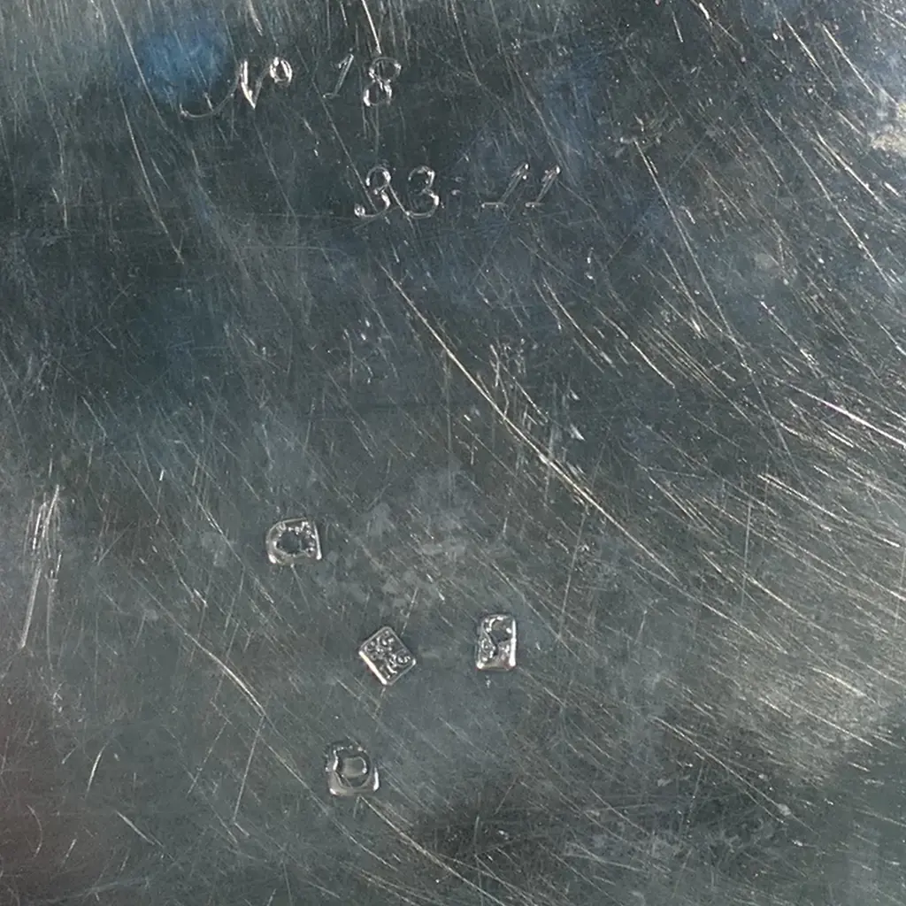 An early George III silver ashette, Image 1++