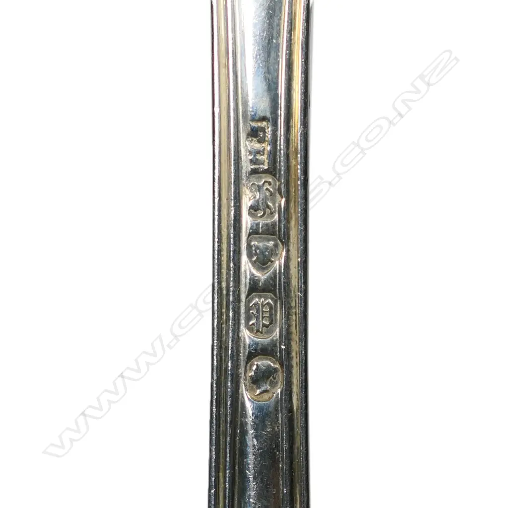 Six Victorian silver forks, Image 1++