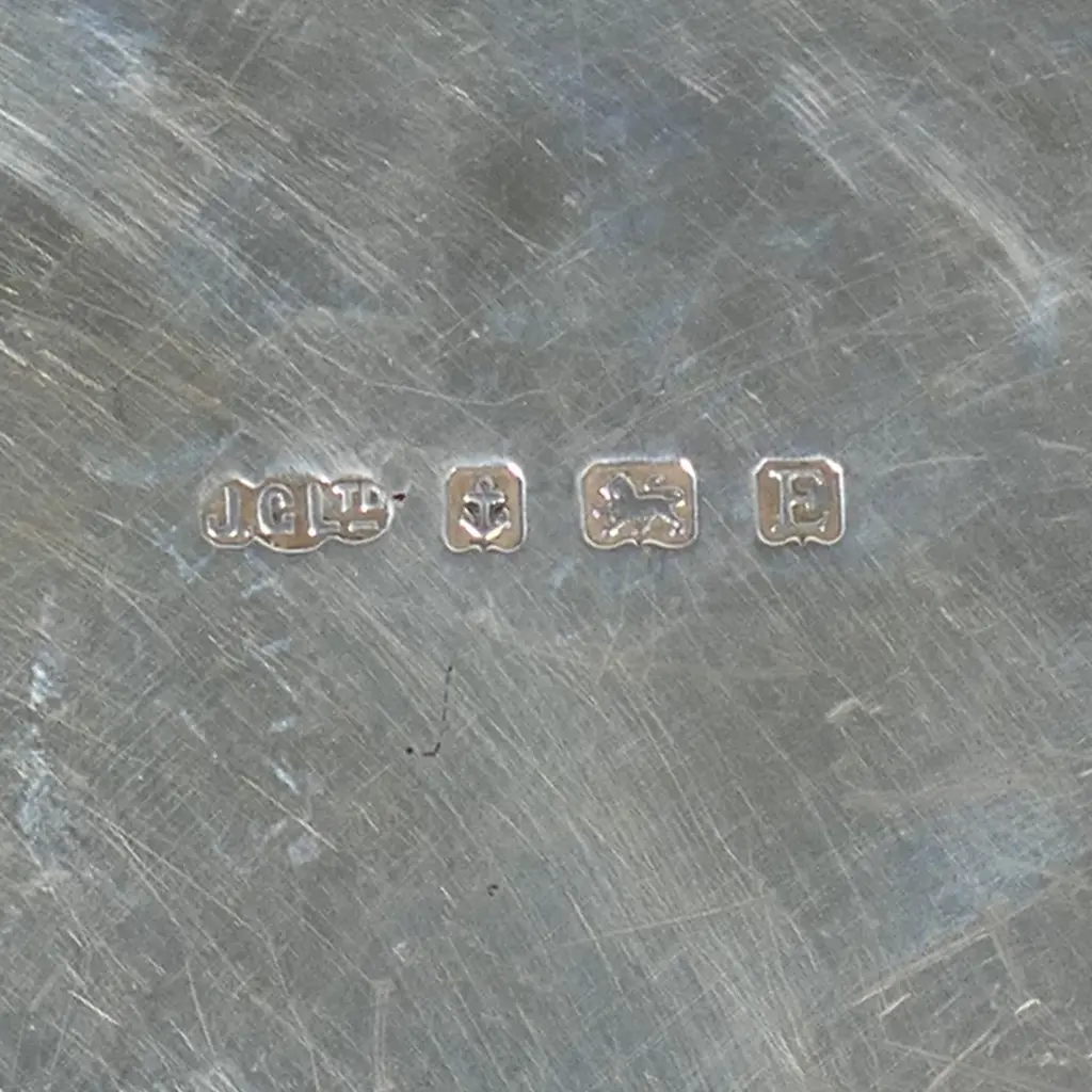 An impressive heavy silver five-piece tea service, Image 1++