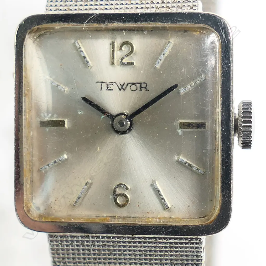 A 1970's Tewor ladies 18ct white gold stylish wrist watch, Image 1++